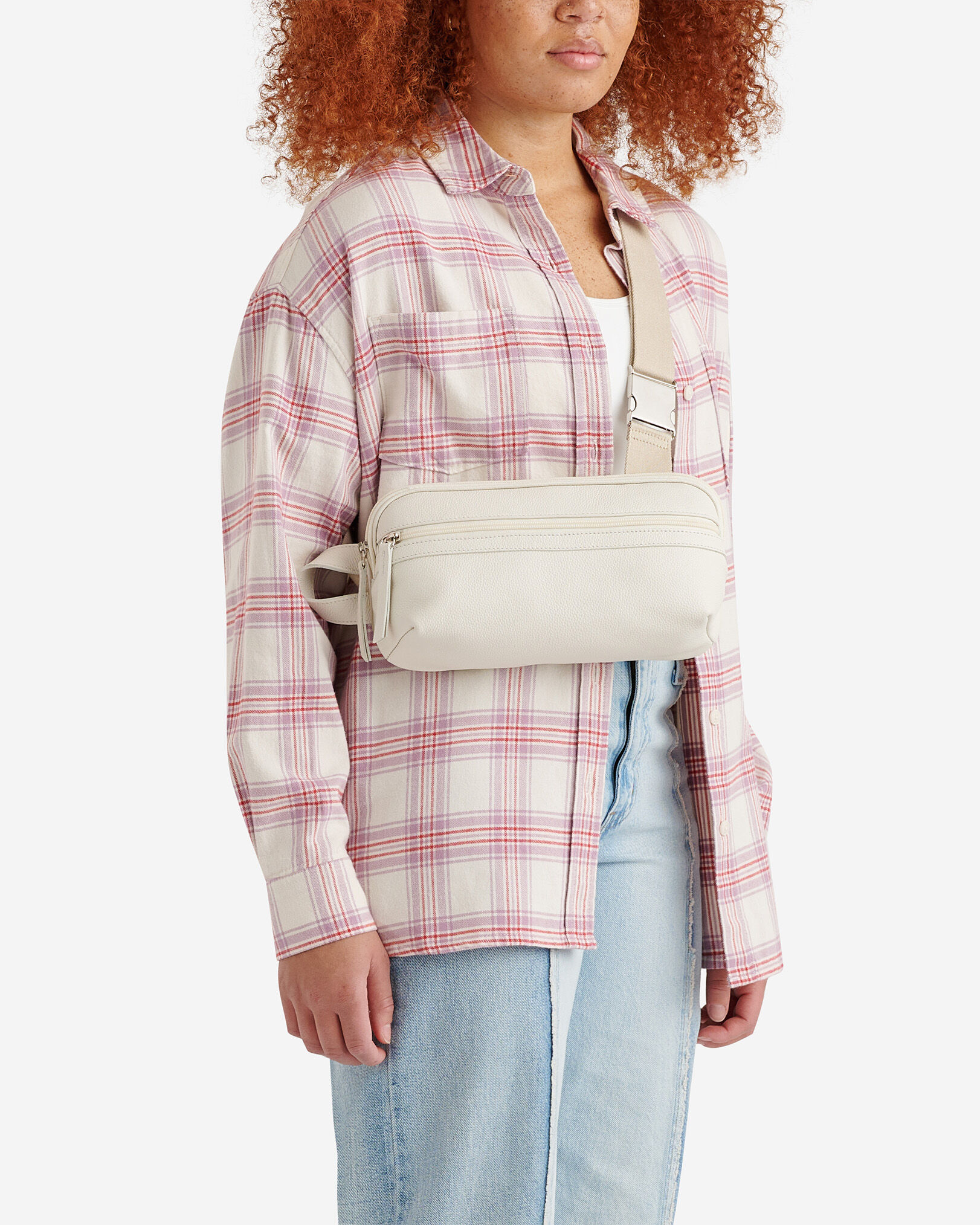 Roots hip bag shop