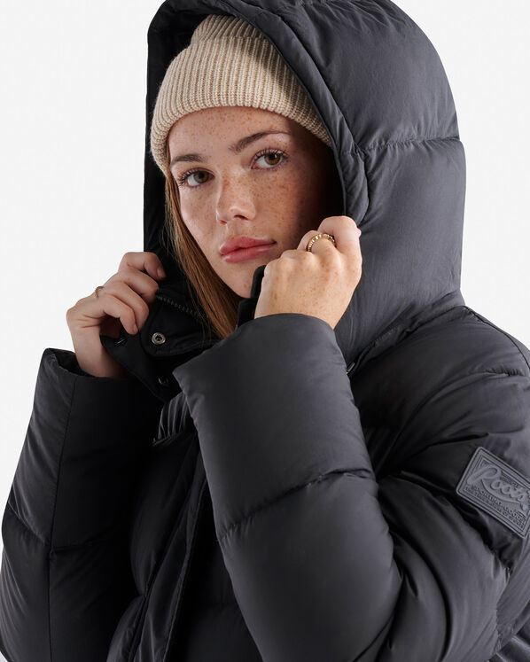 Roots Down Short Puffer