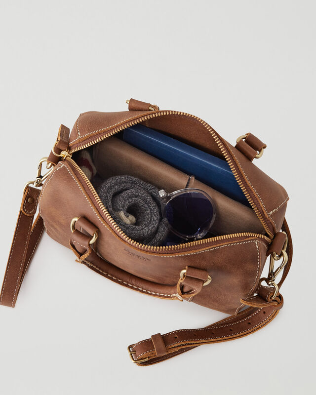 Roots Mini Banff Bag Tribe. 4