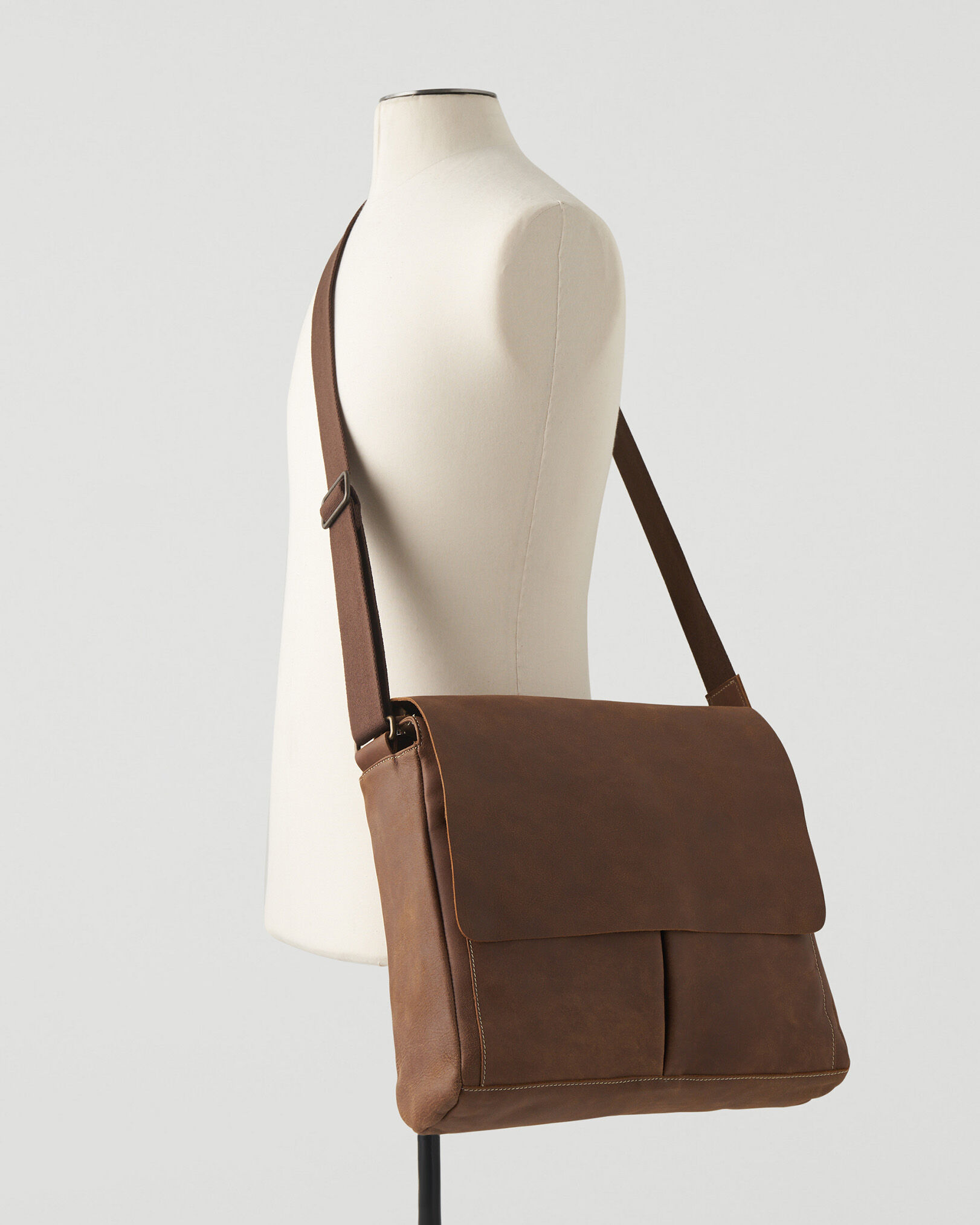 The bay messenger bag clearance