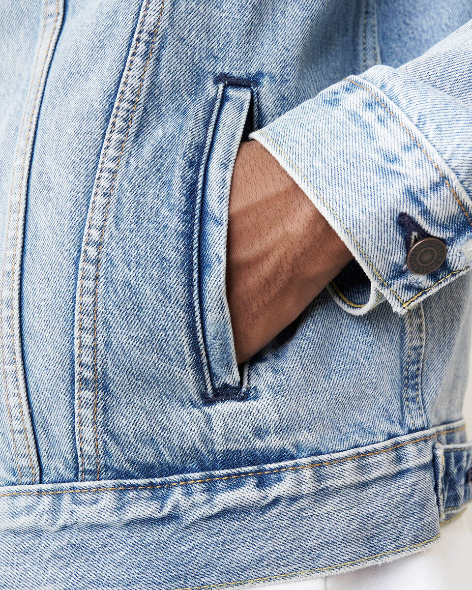 Levi’s Vintage Fit Trucker