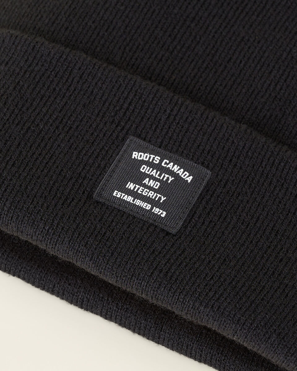 Bracebridge Tall Toque
