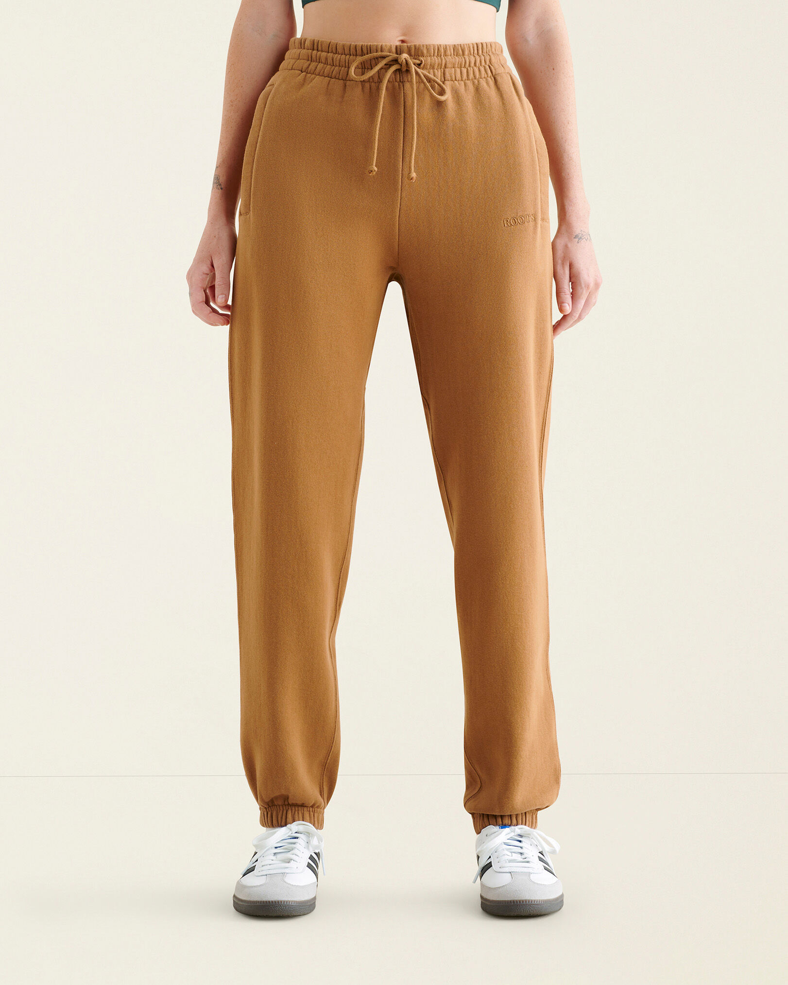 Roots essential jogger top