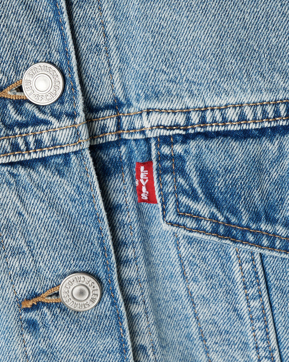 Levi's&reg; Womens Loose Crop Trucker Jacket