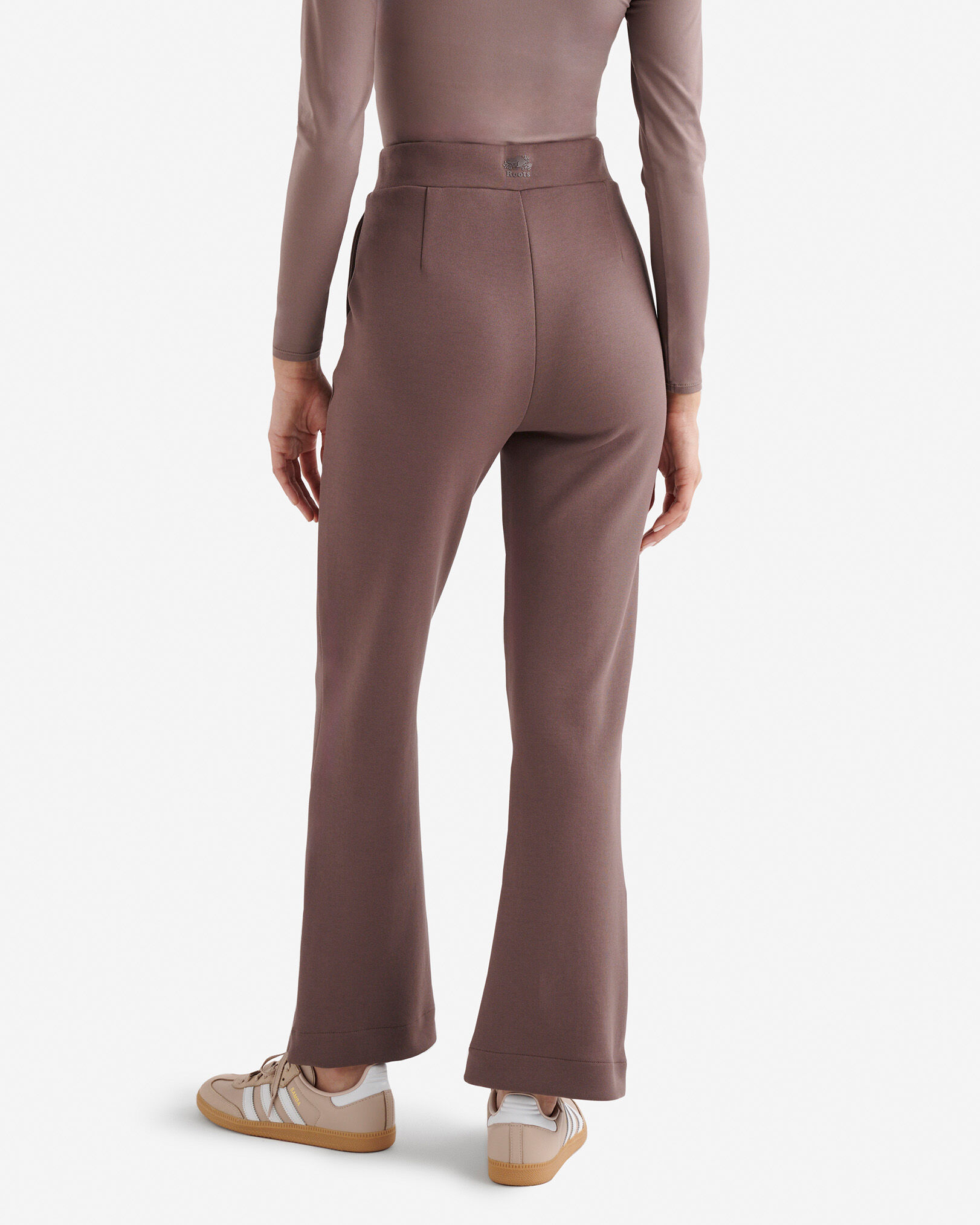 Recover Essential Kick Flare Pant