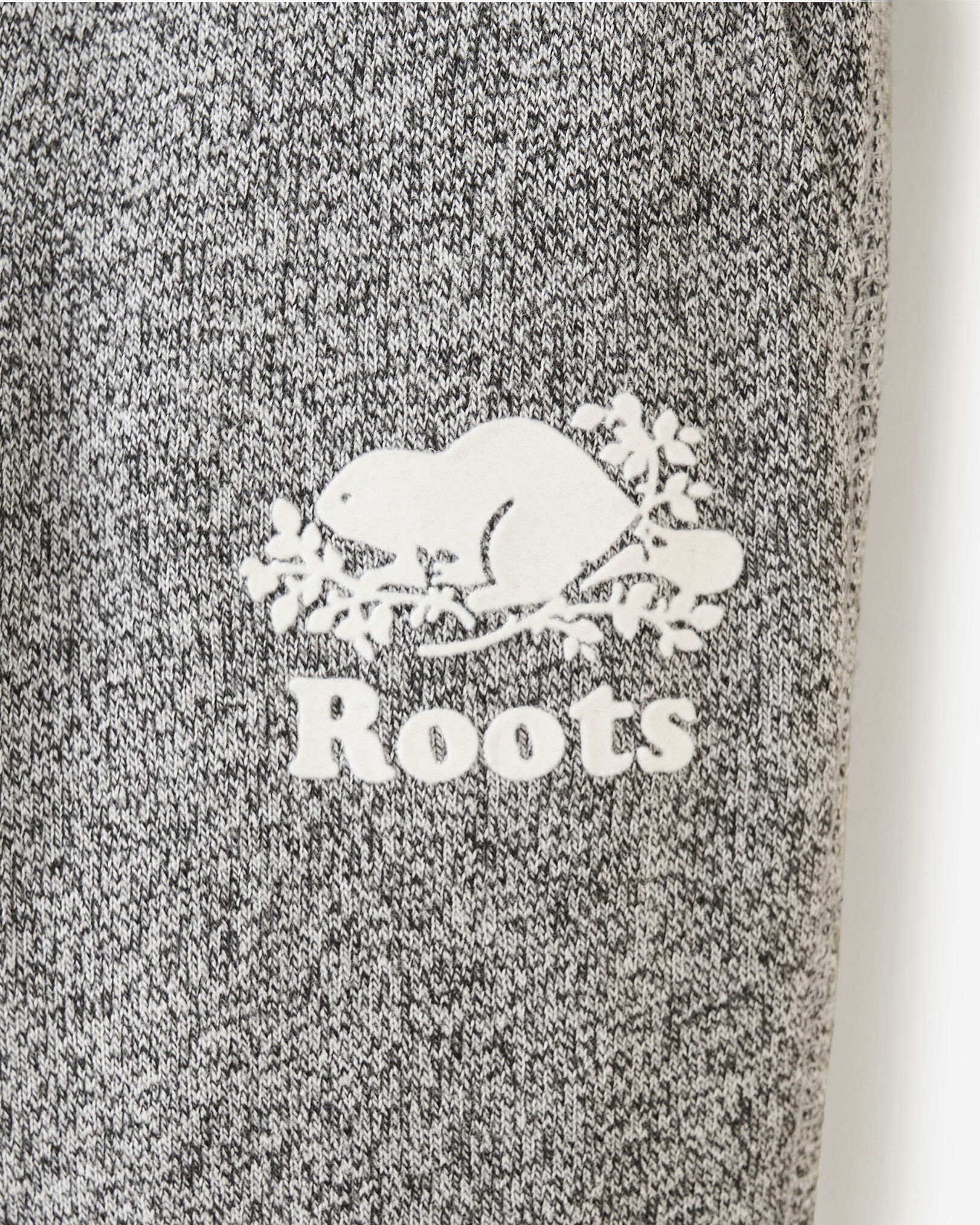 Pantalon ajusté à cheville côtelée en molleton de coton bio pour tout-petits