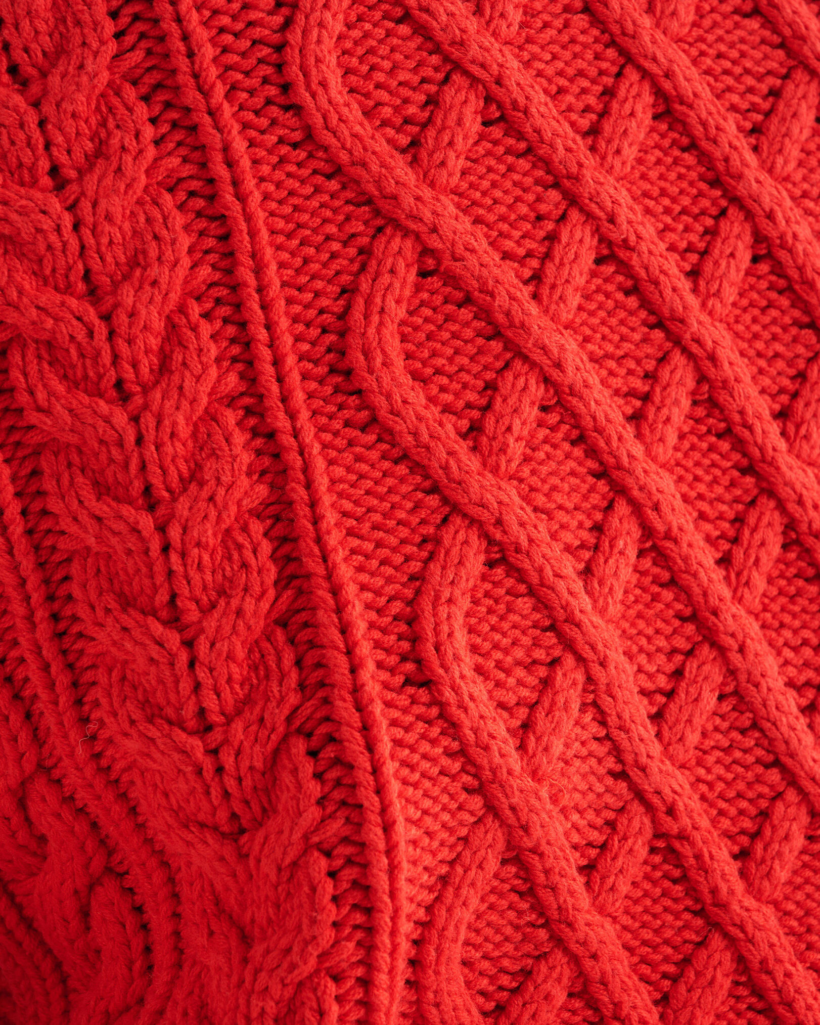 Chandail en tricot à torsades