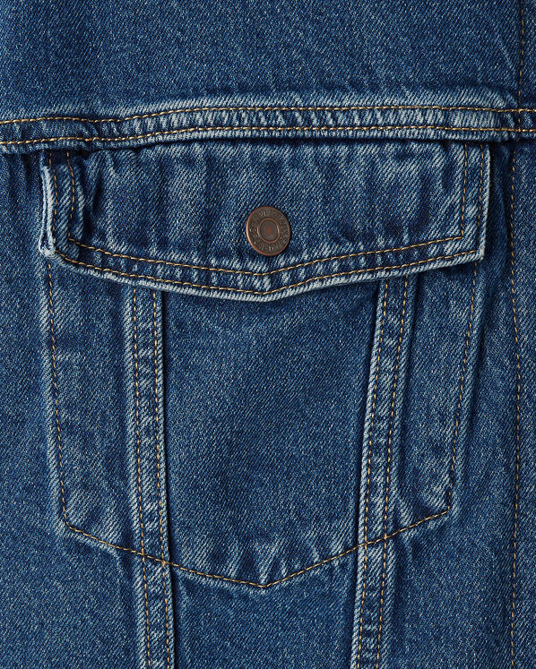 Levi's&reg;  Collarless Crop Womens Sherpa Trucker Jacket