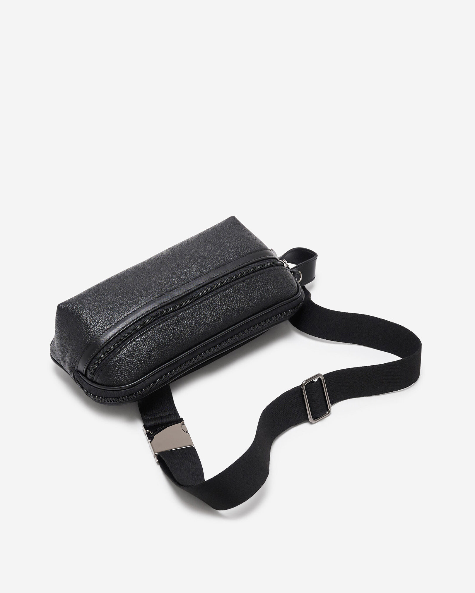 Handbags and belts shop