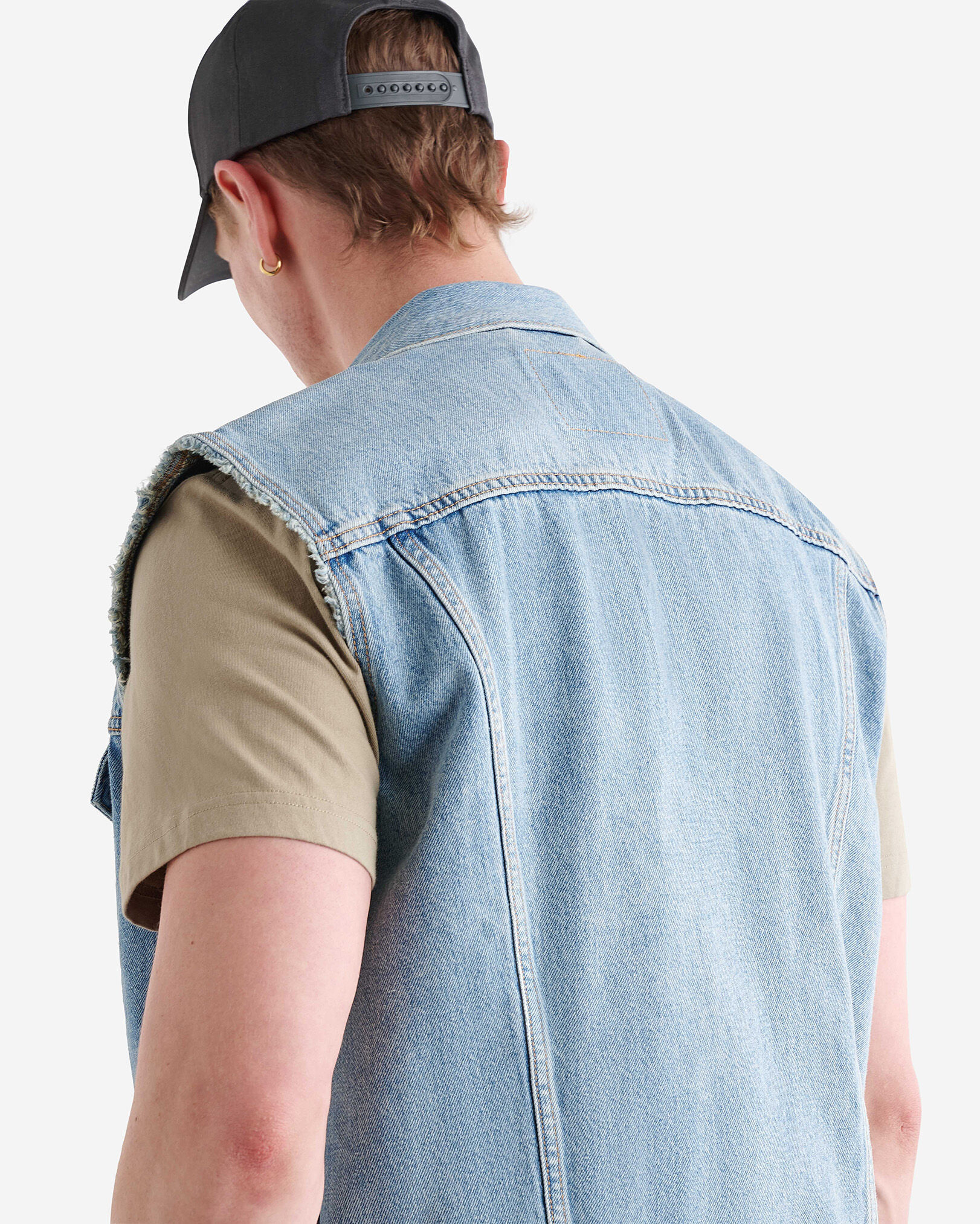 Levi S Relaxed Trucker Vest Jackets Outerwear Roots