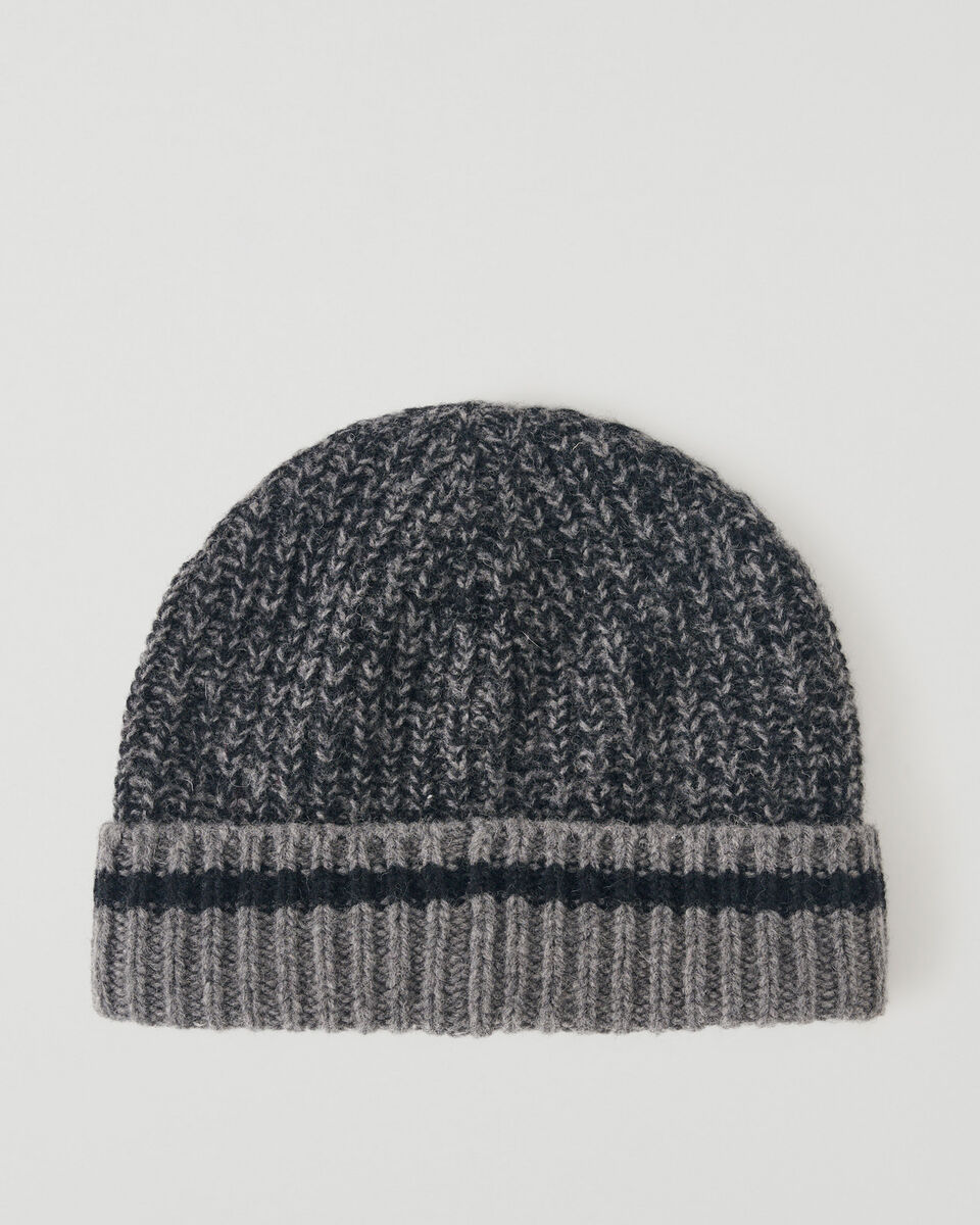 Roots Cabin Toque