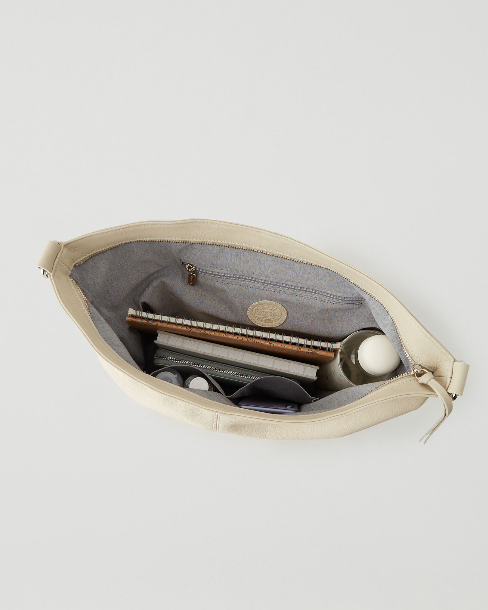 Roots hobo bag online