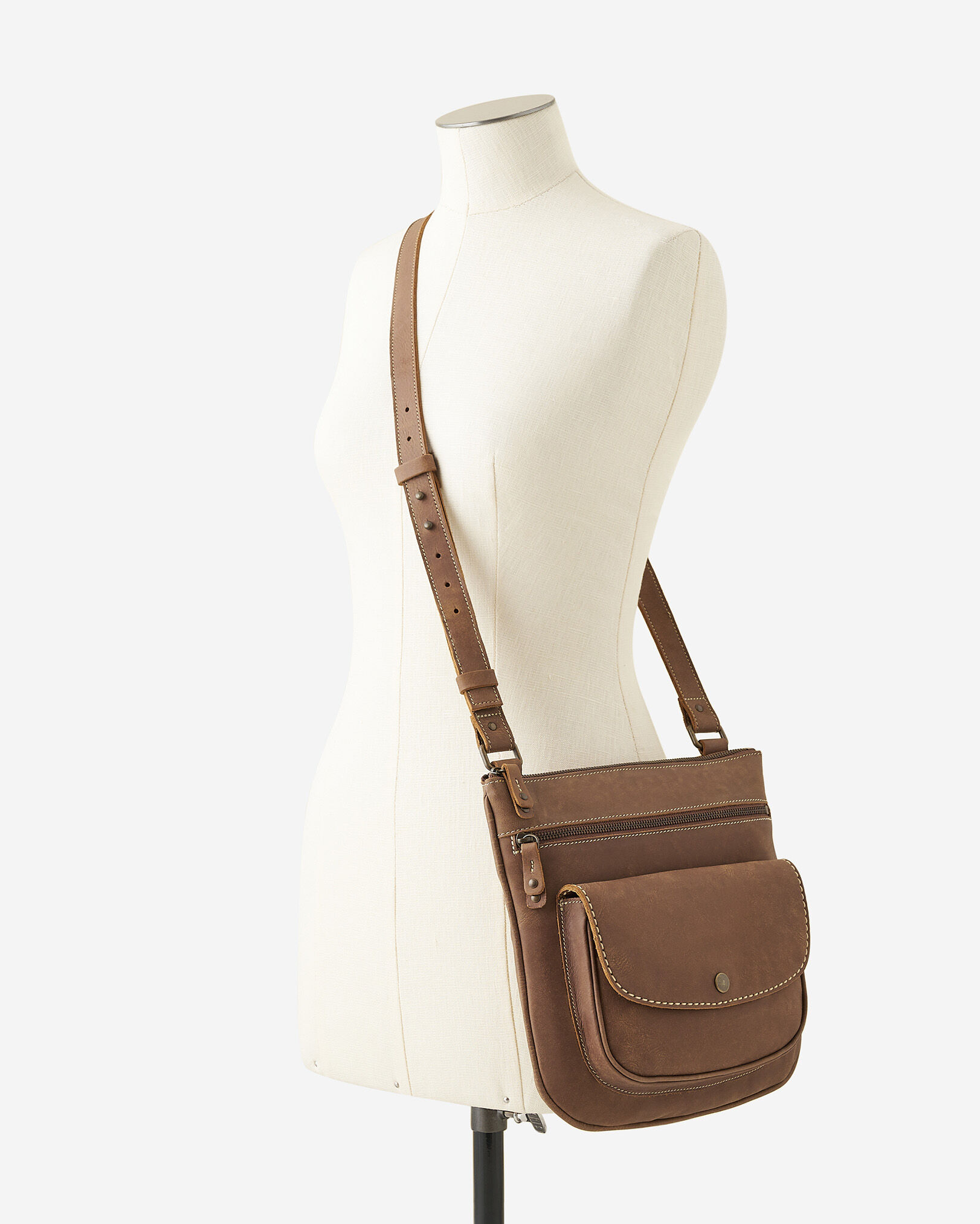 Riverside Saddle Tribe Handbags Roots