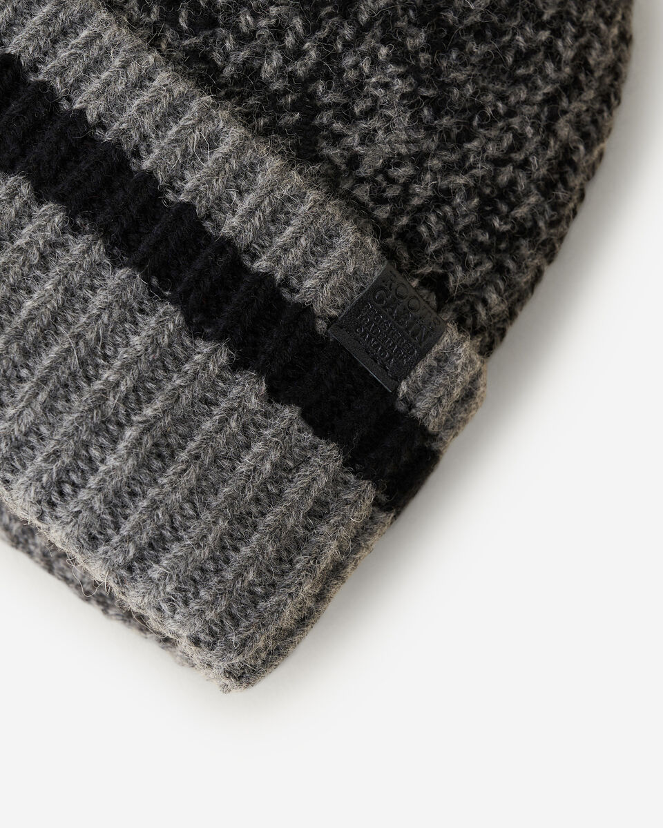 Cabin Toque