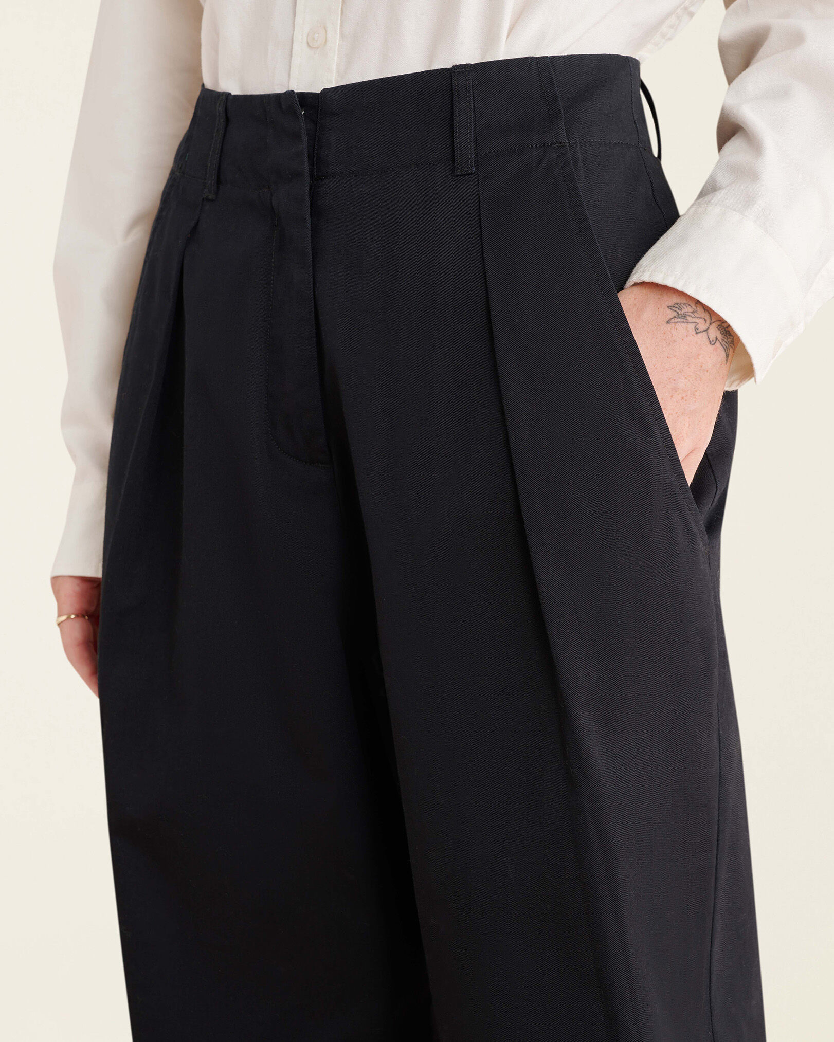 Dauphin Pleated Pant Bottoms Pants Roots