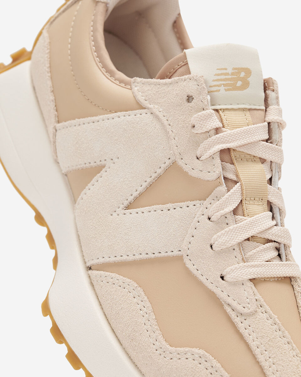 Womens New Balance 327