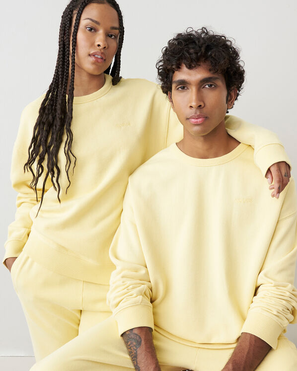 One Crew Gender Free 