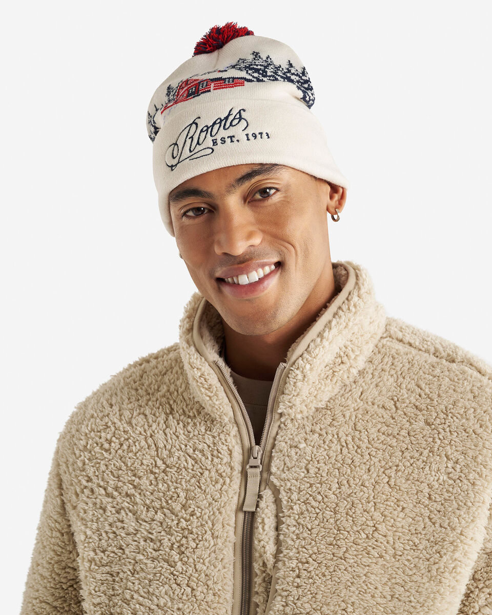 Cabin Landscape Toque