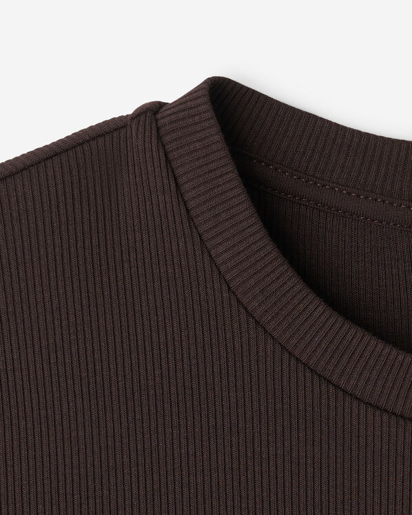 Roam Rib Fitted Short Sleeve Top