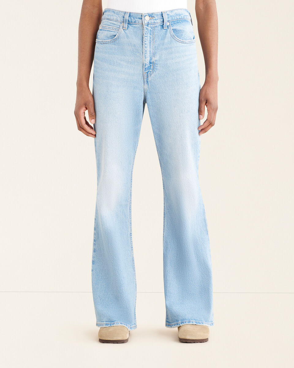 Roots Levi’s 70S High Flare Jeans. 1