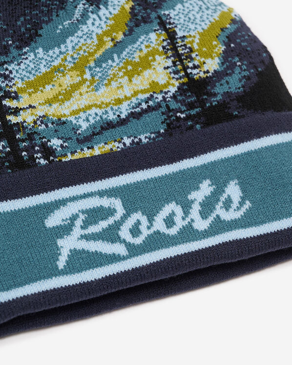 Landscape Intarsia Toque