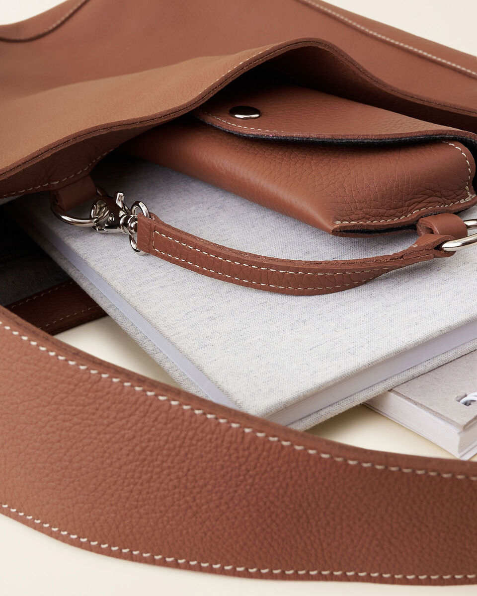 Asymmetrical Bag Cloud
