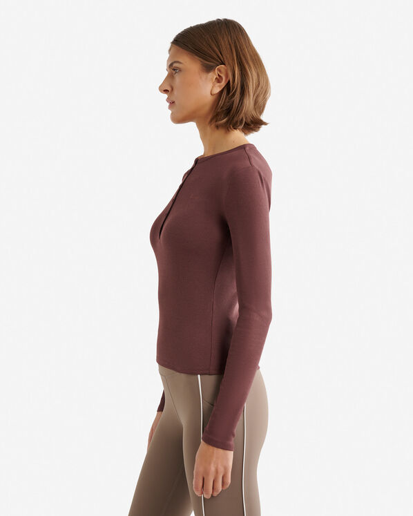 Roam Rib Fitted Long Sleeve Henley