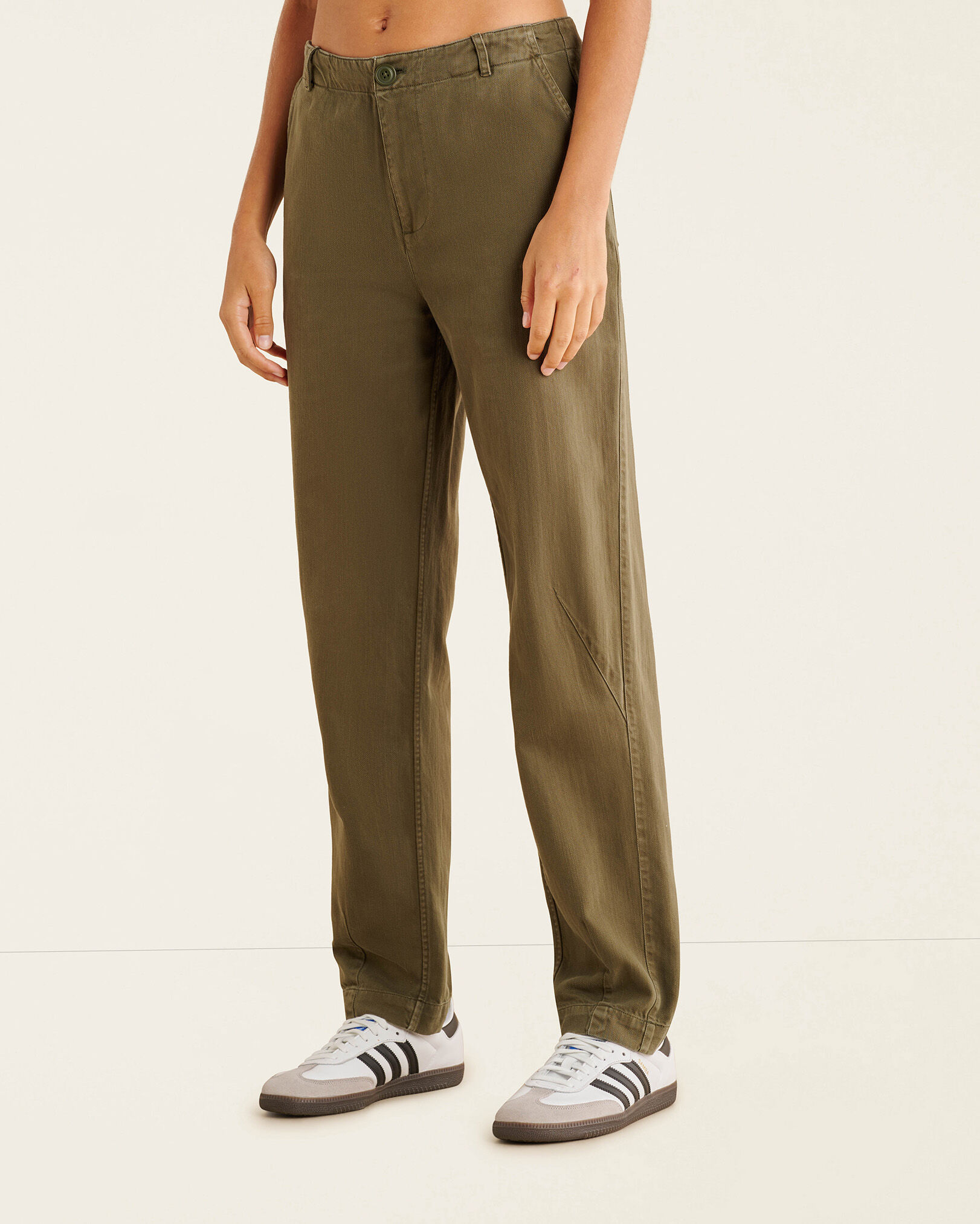 Soft Twill Barrel Pant