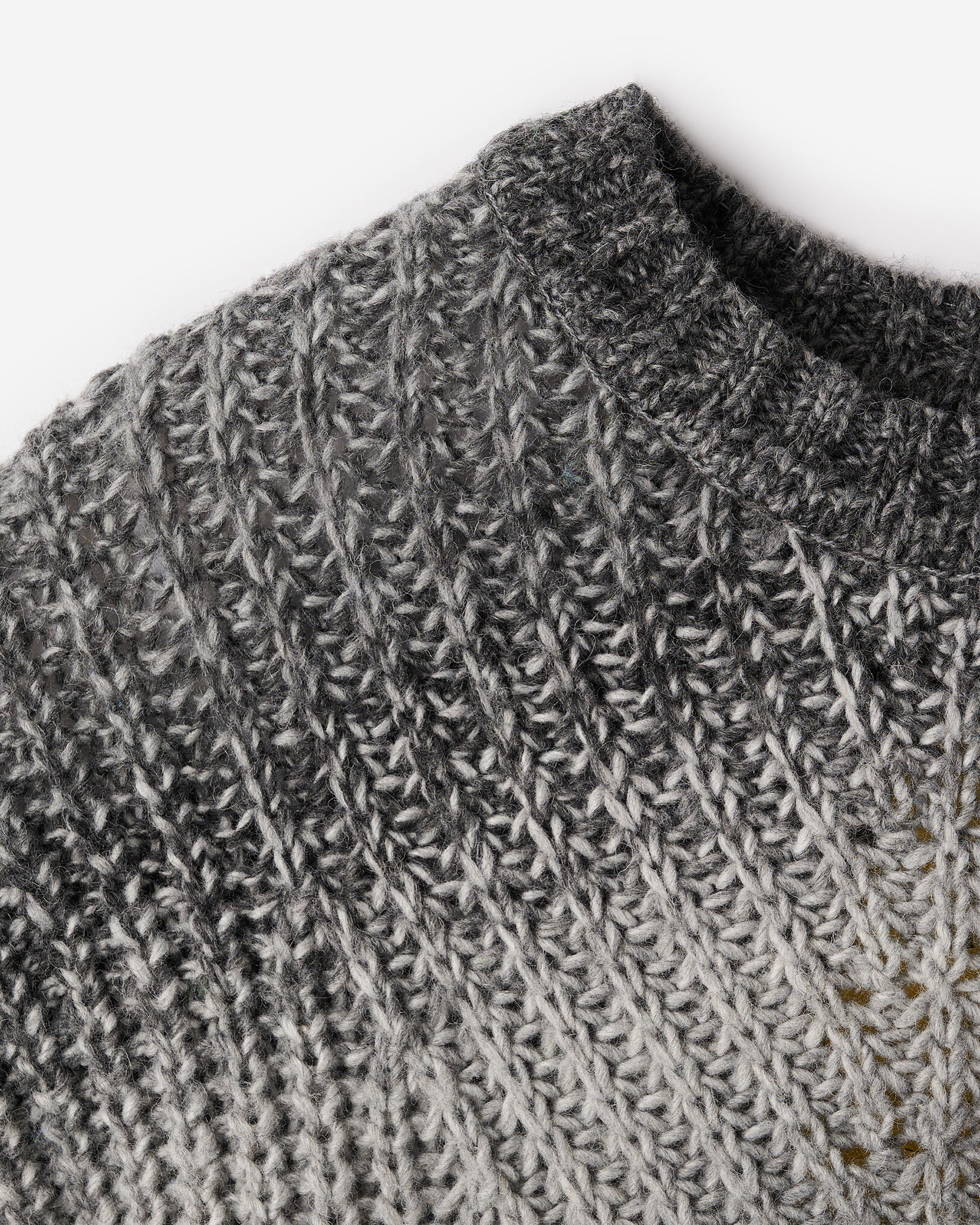 COLOMBO 売れ筋商品|||コロンボ ニット&セーター アウター レディース Turtlenecks Grey Colborne Crew Sweater | Sweaters and Cardigans | Roots