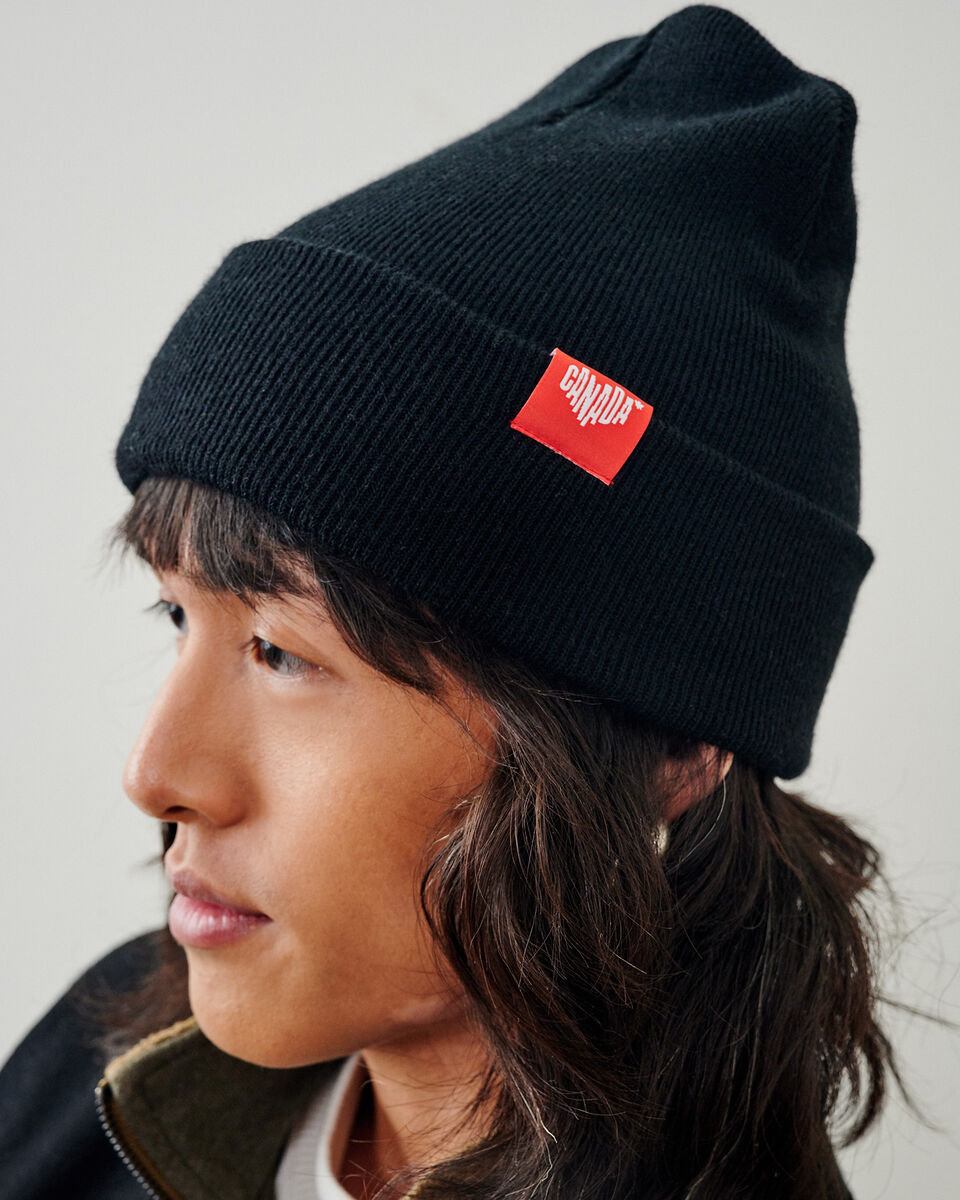 Destination Canada Toque