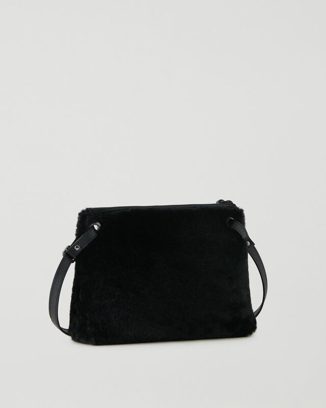 Roots Shearling Edie Bag. 3
