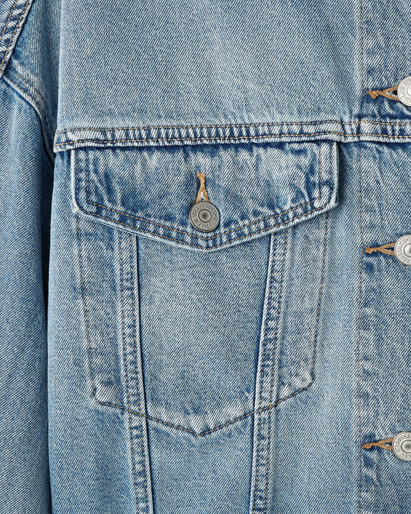 Levi's&reg; Womens Loose Crop Trucker Jacket