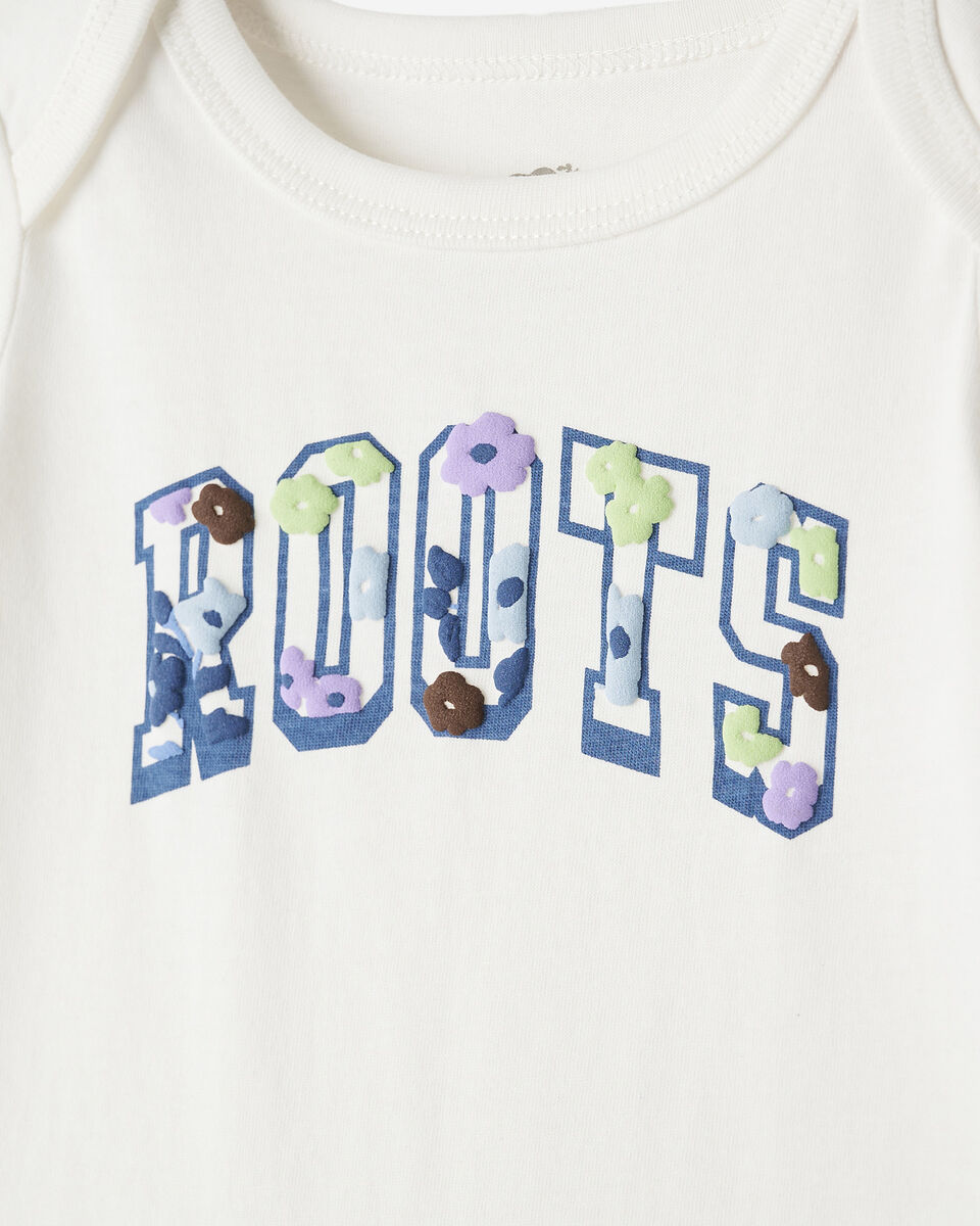 Combinaison motif floral pour b&eacute;b&eacute;