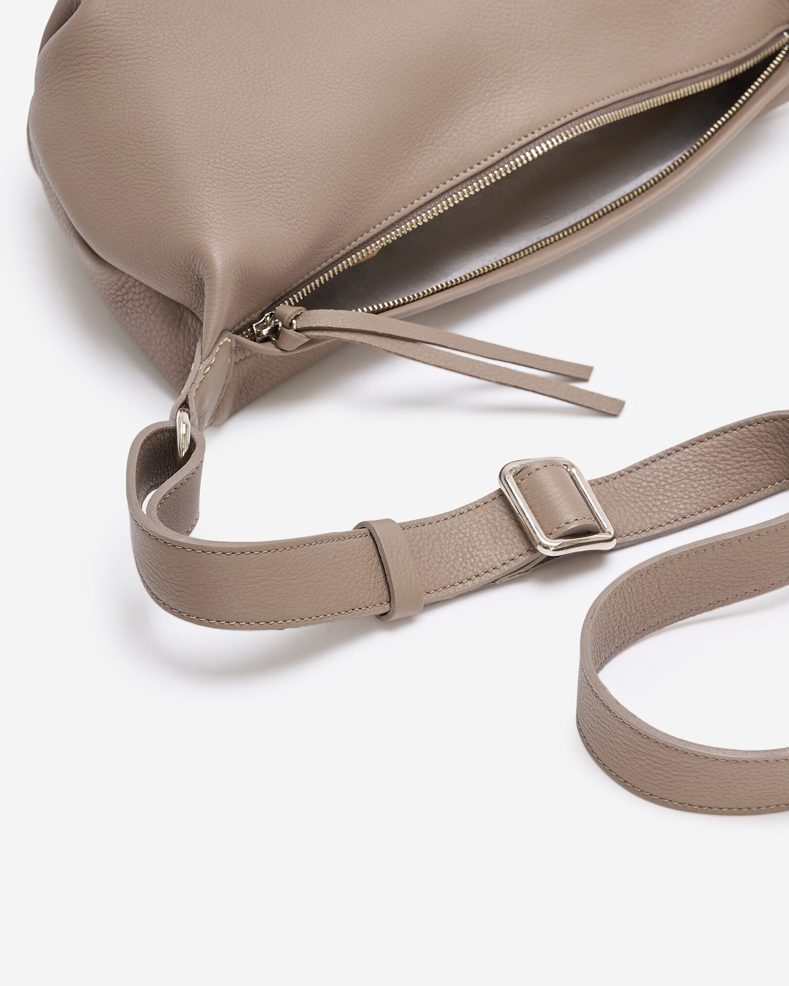ショルダーバッグ・ポシェット [socharming] Cloud Ajust Shoulder Bag_5 colors Shoulder Bag (Shadow) – Cloud Nine Crew