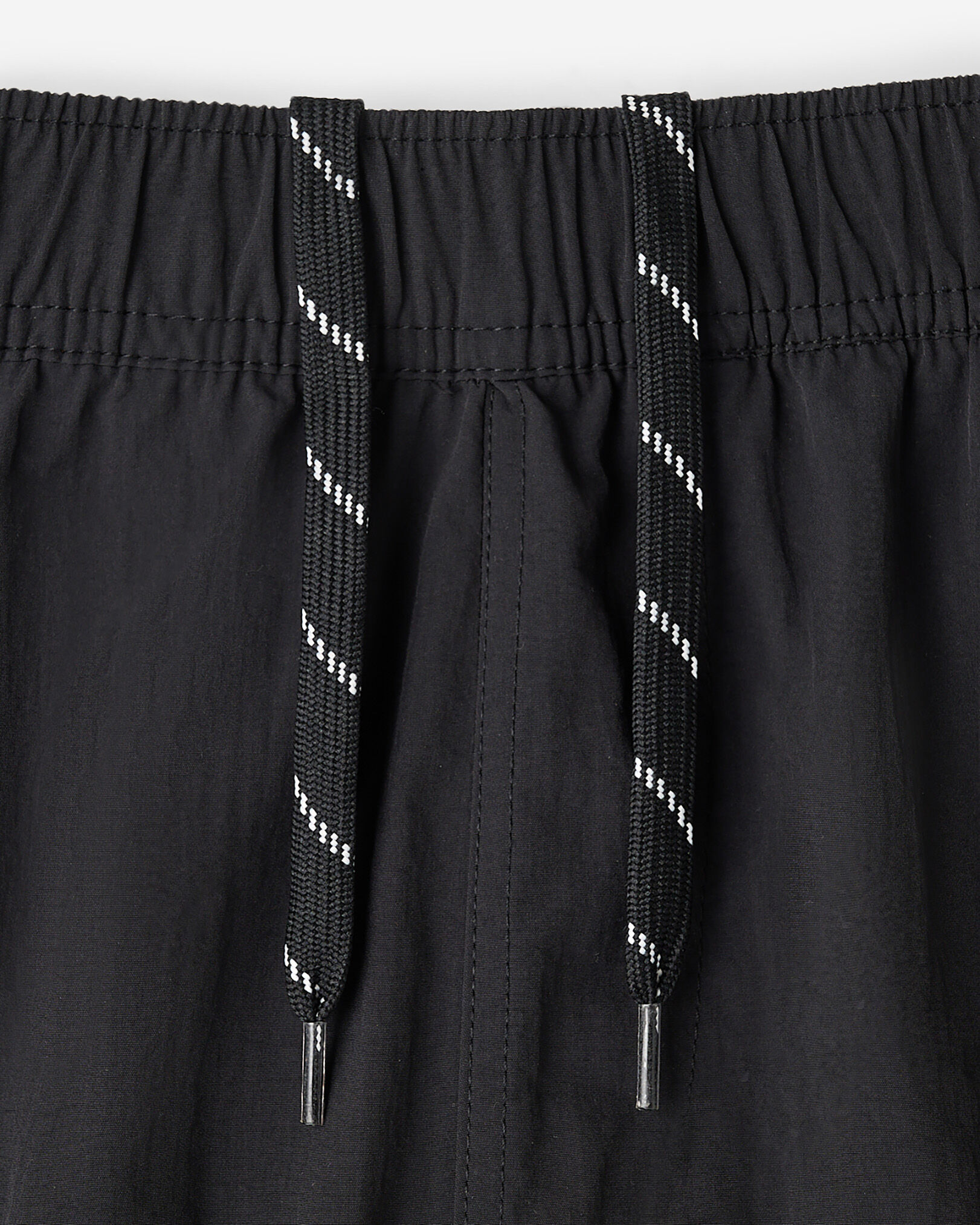 Roots Outdoor Hybrid Nylon Short 5.5 Inch