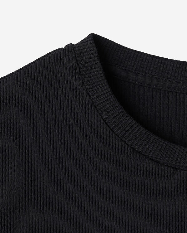 Roam Rib Fitted Short Sleeve Top