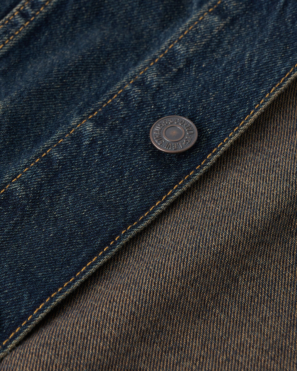 Levi's&reg; Womens Loose Crop Trucker Jacket