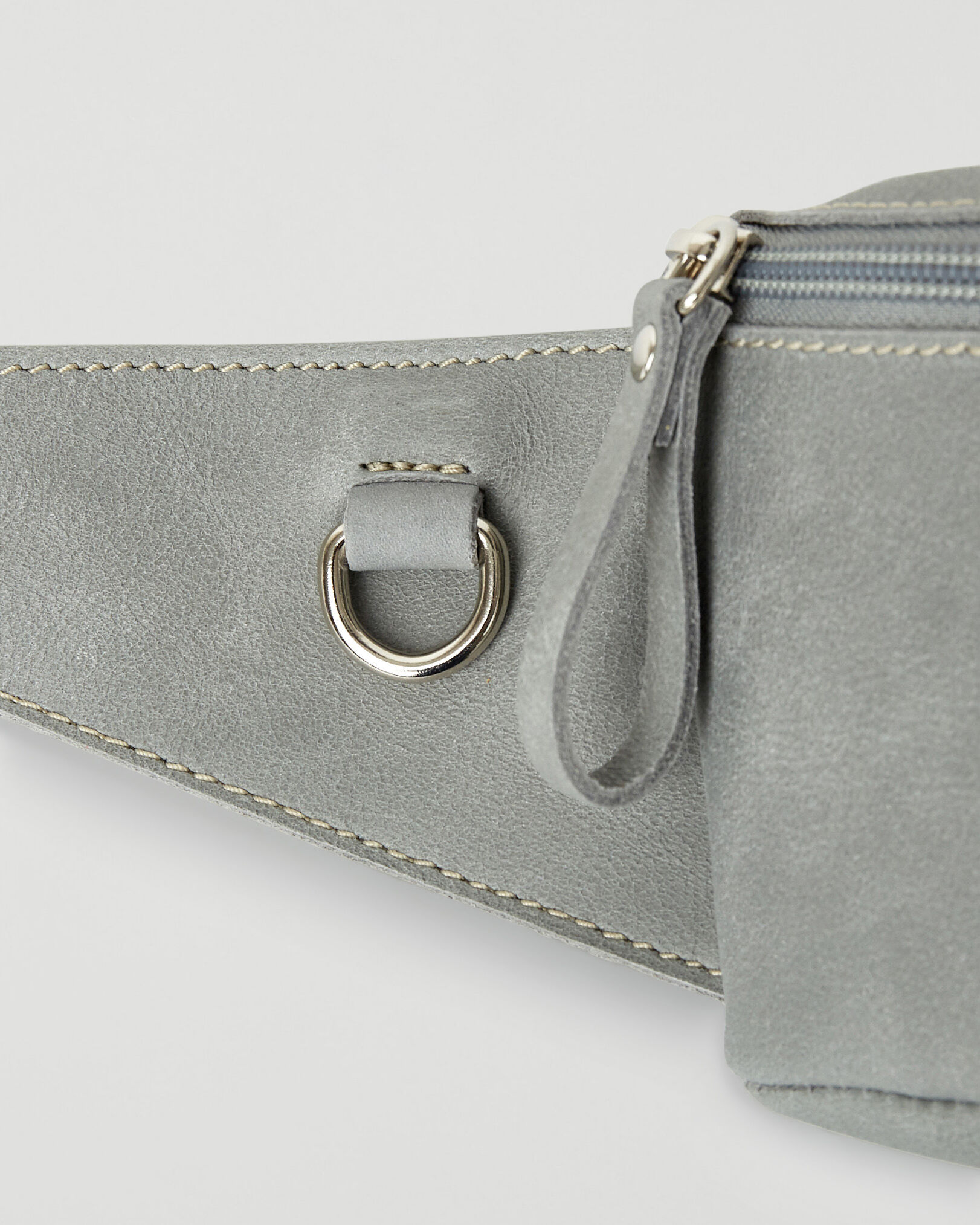 Roots belt bag store