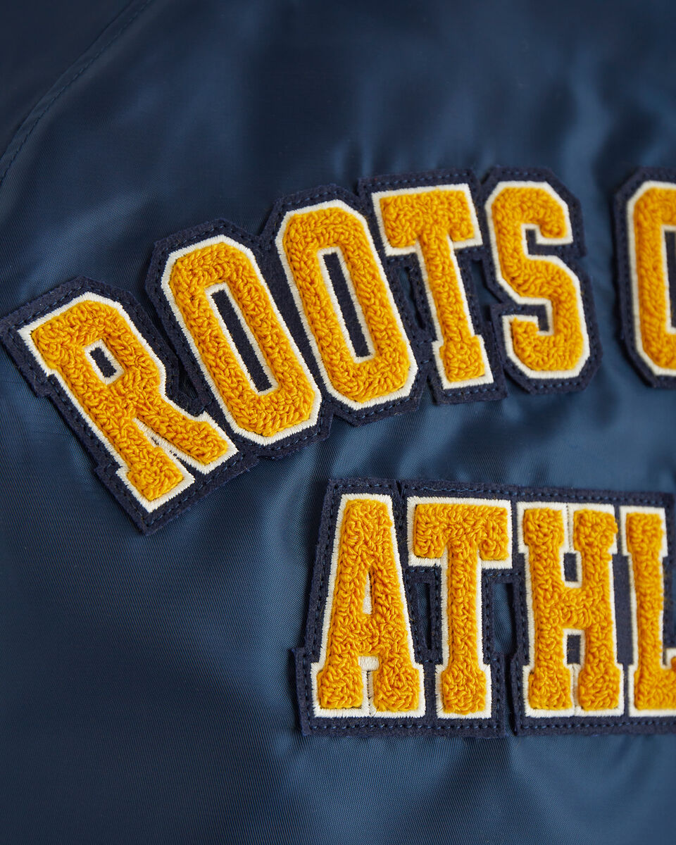 Roots Outdoor Athletics Nylon Jacket Gender Free. 10