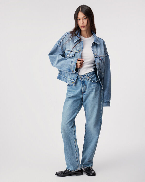 Levi's&reg; Womens Loose Crop Trucker Jacket