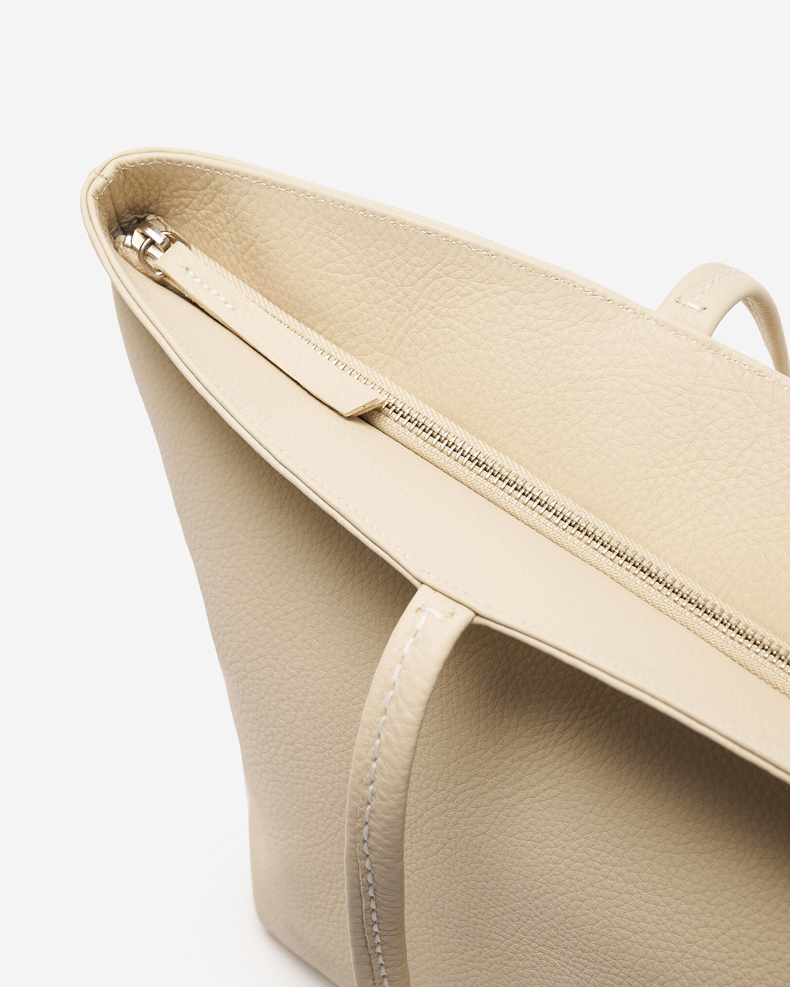 Lily Tote Cloud