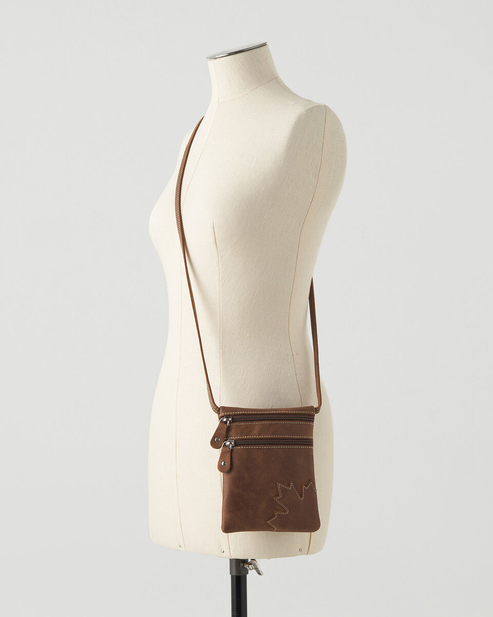 Maple Leaf Hanging Pouch Tribe