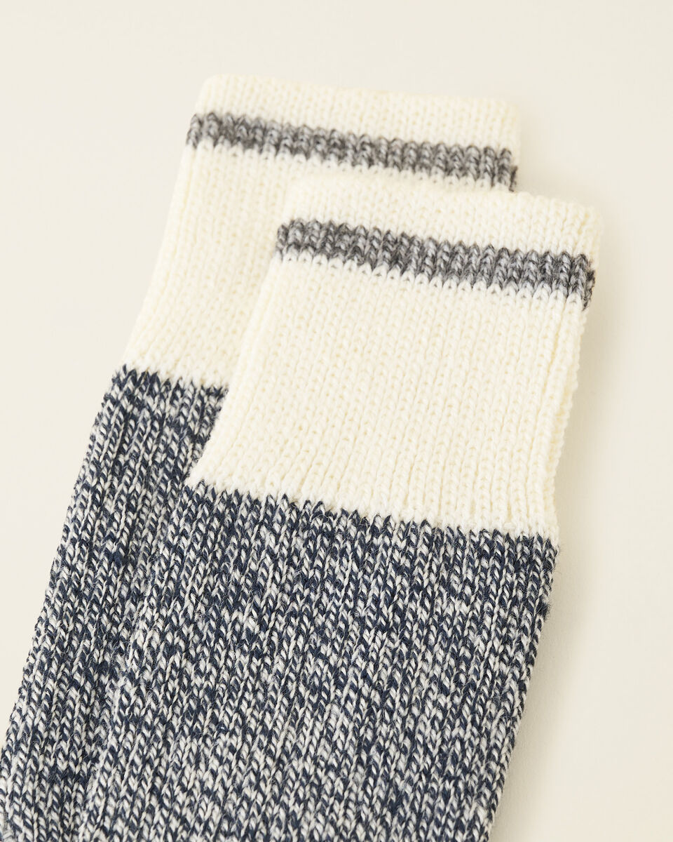 Adult Roots Warm Cabin Pop Sock 2 Pack
