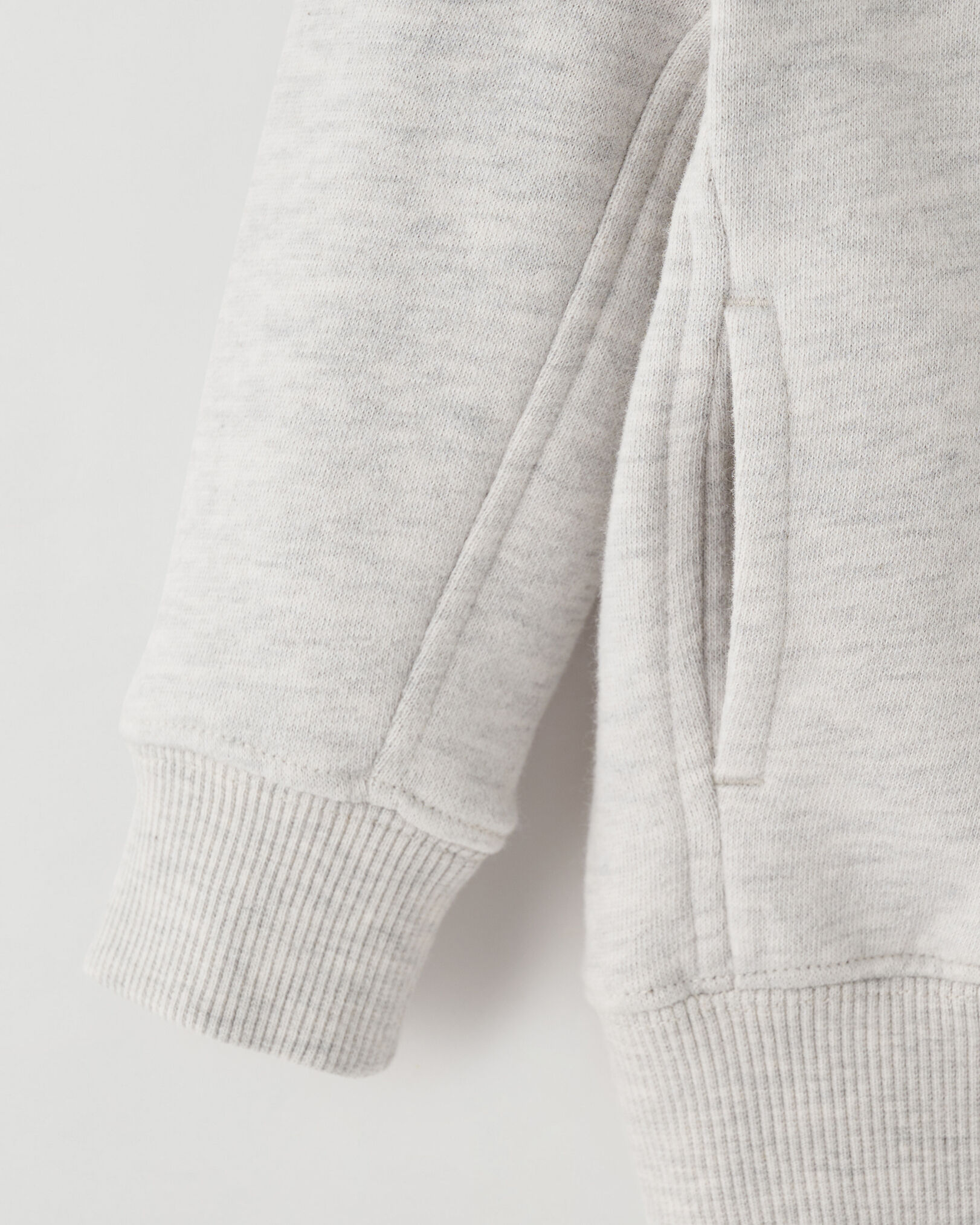 Chandail à capuchon et glissière Un pour bébé