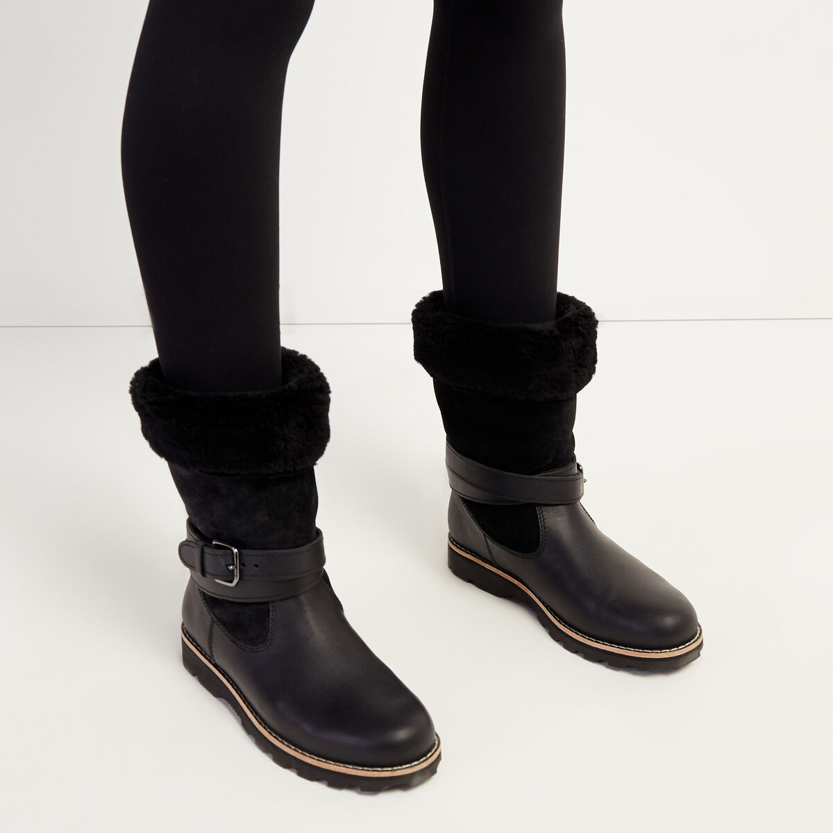 Womens Rollover Sherpa Boot