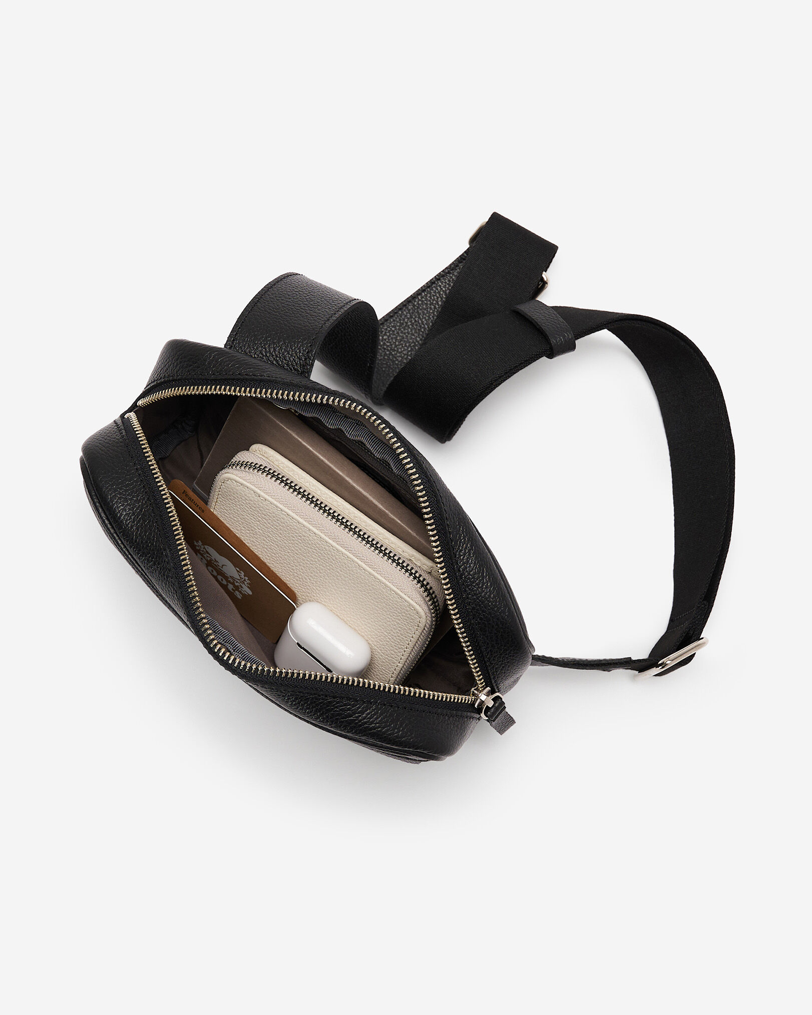 Sac bandoulière essentiel en cuir Cervino