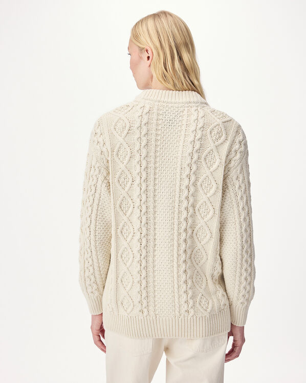Cardigan en tricot torsad&eacute;