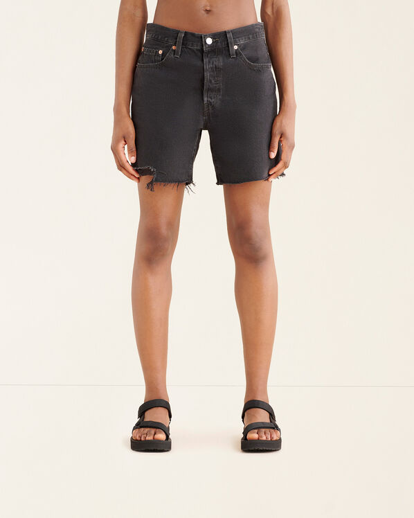Levi’s 501 Mid Thigh Short