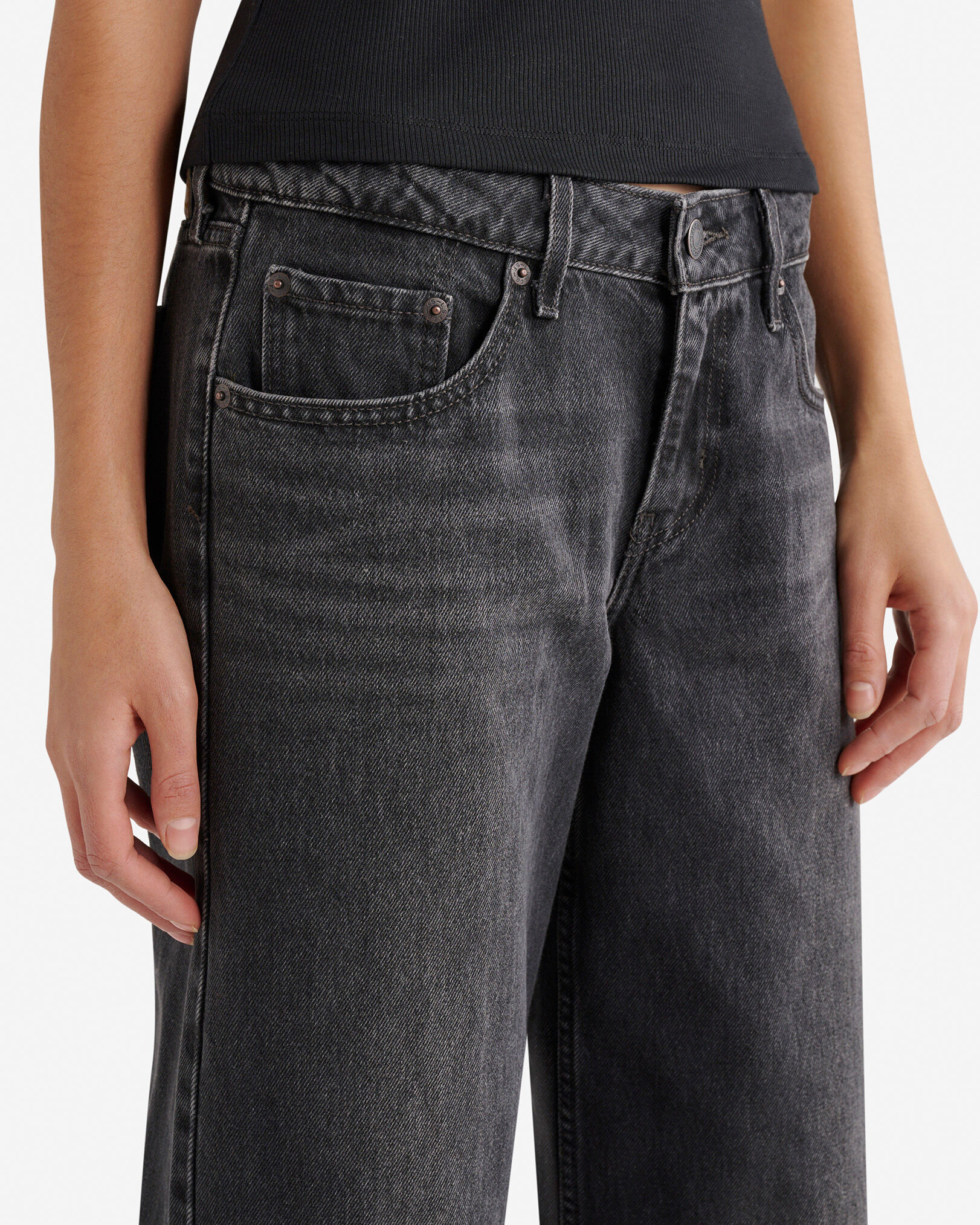 Levi's Low Loose Womens Jeans