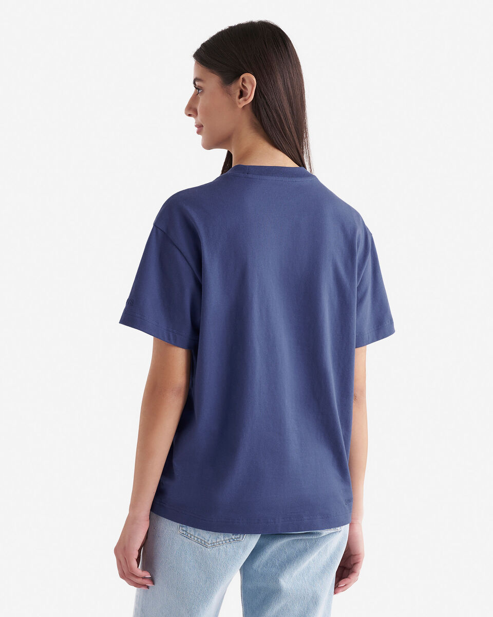 One T-Shirt